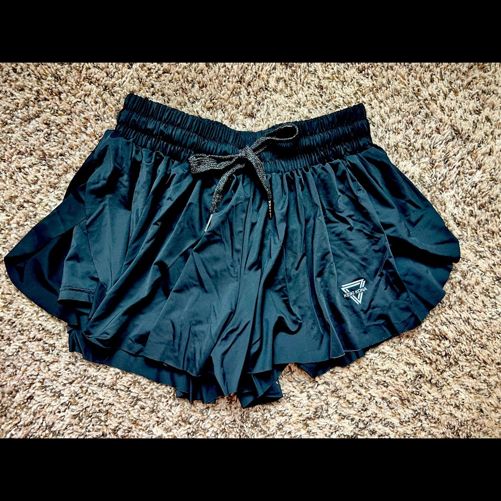 KEIKI KONA FLOWY SHORTS